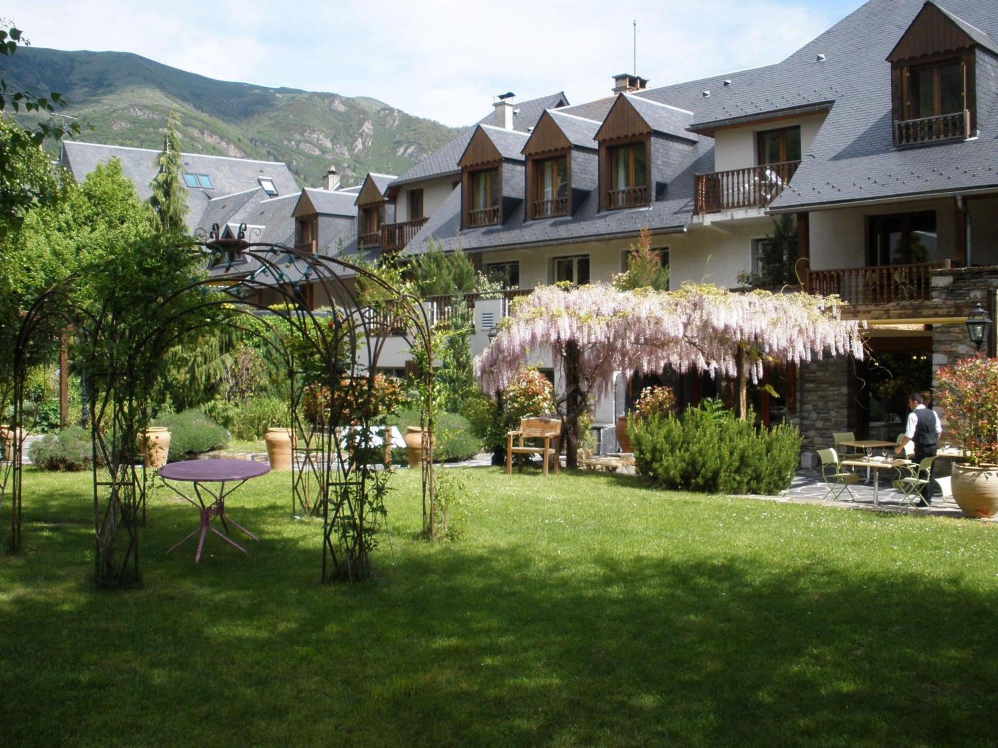 Hotel Mir Saint-Lary-Soulan Esterno foto