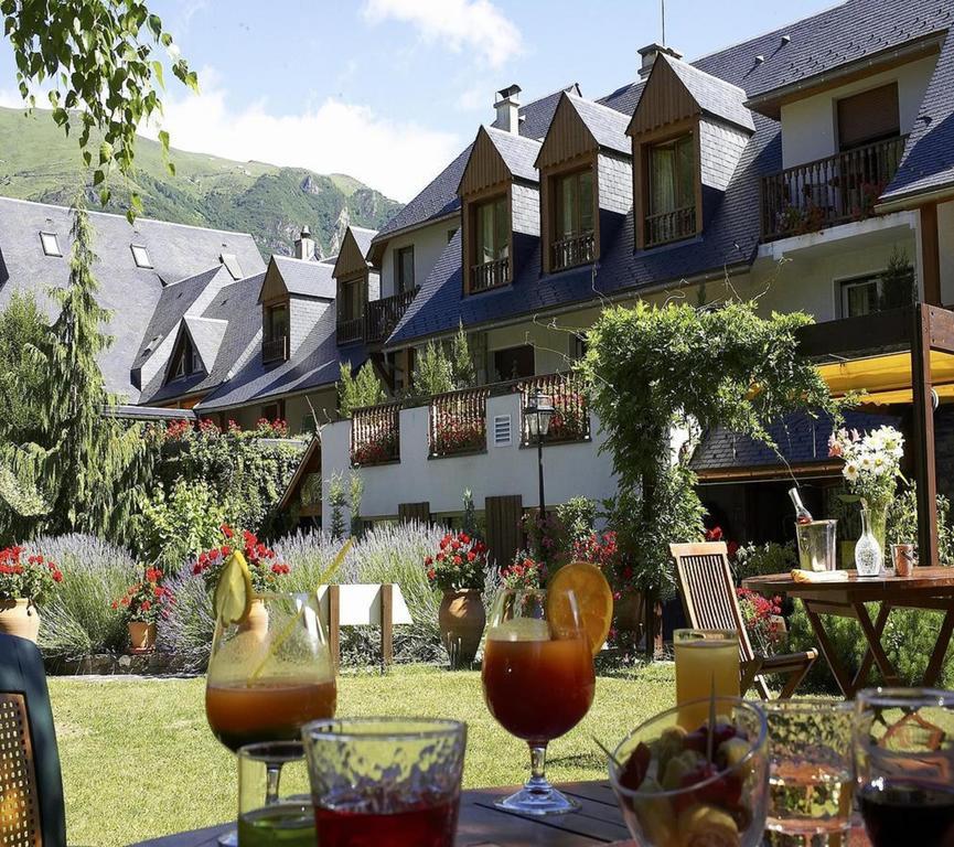 Hotel Mir Saint-Lary-Soulan Esterno foto